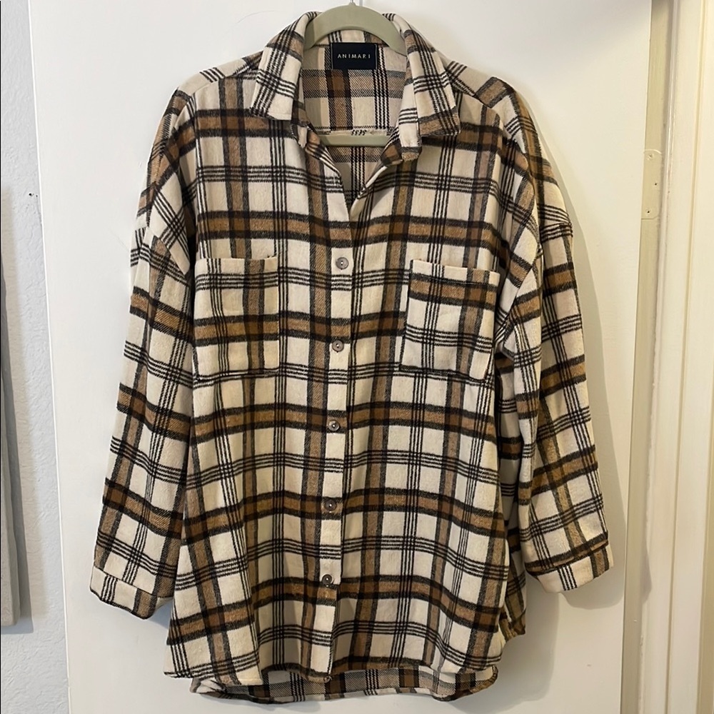 Brown and Cream 3/4 Sleeve Button Down Shirt with Notched Collar